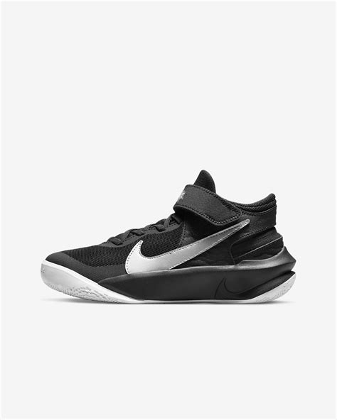 gezocht nike team hustle d8 flyease maat 36|Amazon.com: Nike Team Hustle D8.